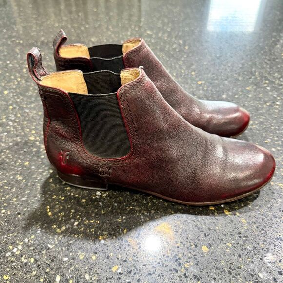 Frye Jillian Cordovan Leather Chelsea Boots. Size 7. - Picture 5 of 10